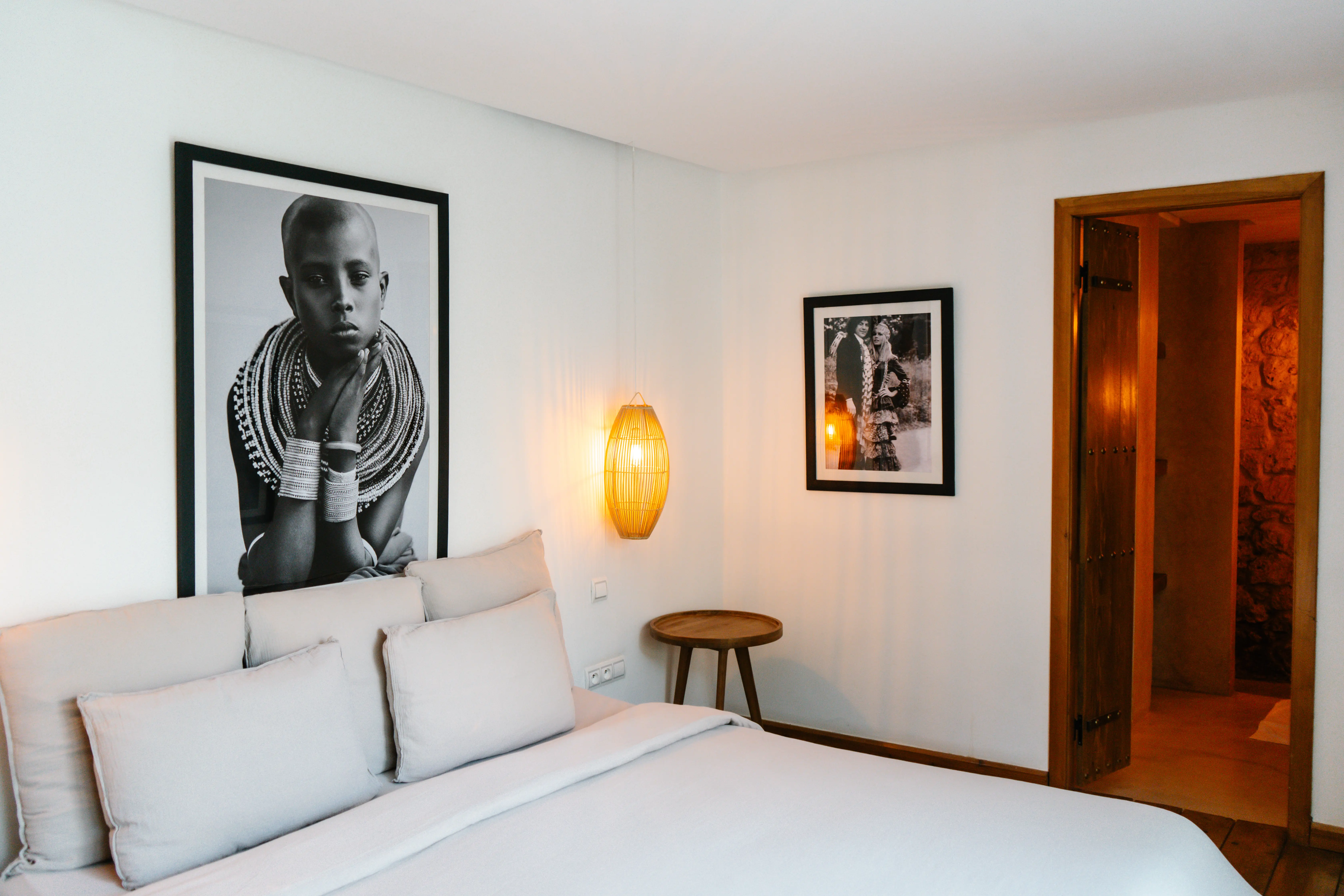 Romantic luxury boutique suite in the heart of the Marrakech Medina, perfectly designed for a tranquil couples getaway at Pure House.
